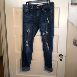 Cropped Distressed Jeans